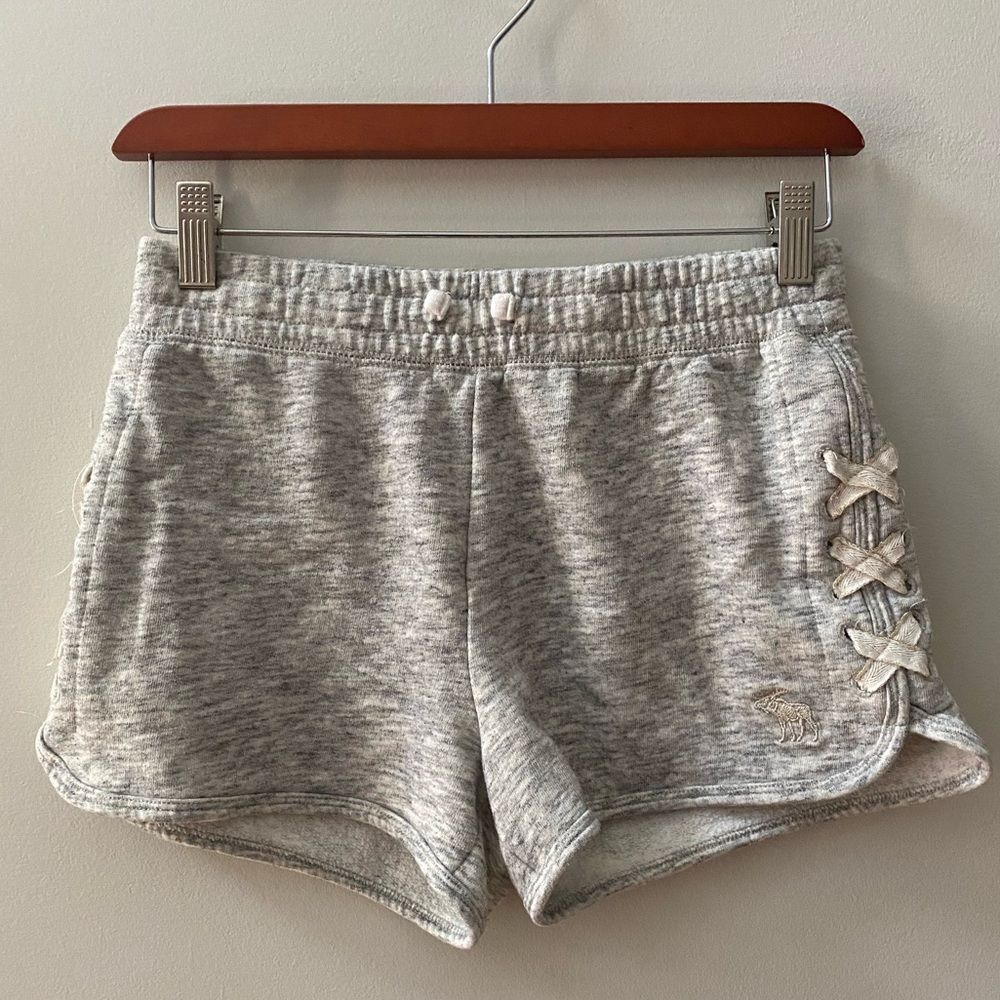 Abercrombie kids athletic shorts Girls Size 13/14 EUC - Picture 1 of 4